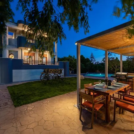 Infinity Premium Private Pool 3 Bedrooms 5 Bathrooms 2 Kitchens * Cós