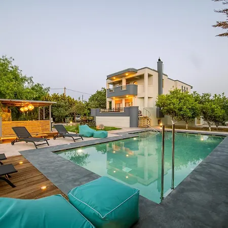 Infinity Premium Private Pool 3 Bedrooms 5 Bathrooms 2 Kitchens Villa Cós