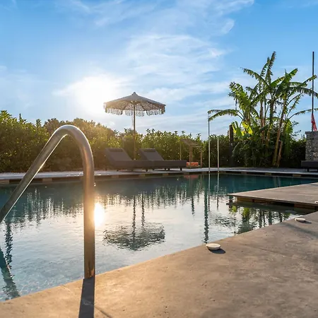 Infinity Premium Private Pool 3 Bedrooms 5 Bathrooms 2 Kitchens