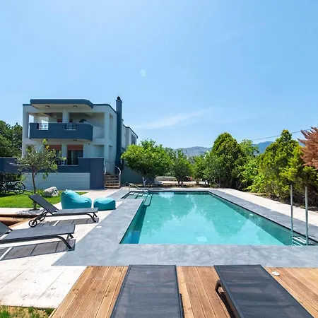 Infinity Premium Private Pool 3 Bedrooms 5 Bathrooms 2 Kitchens Città di Kos