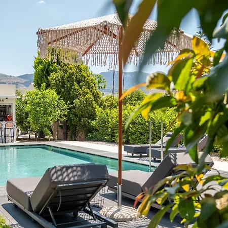 Infinity Premium Private Pool 3 Bedrooms 5 Bathrooms 2 Kitchens